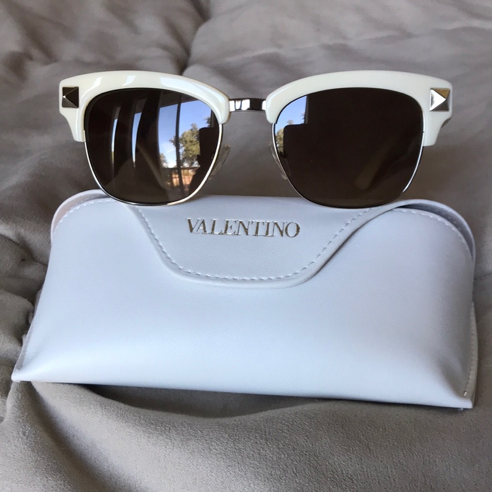 Valentino sunglasses